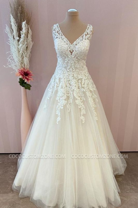Simple V-neck tulle wedding dress with wide shoulder straps | A-line lace wedding dress