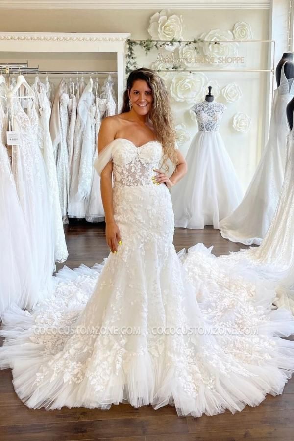 Lace Court Train Sweetheart Mermaid Wedding dresses