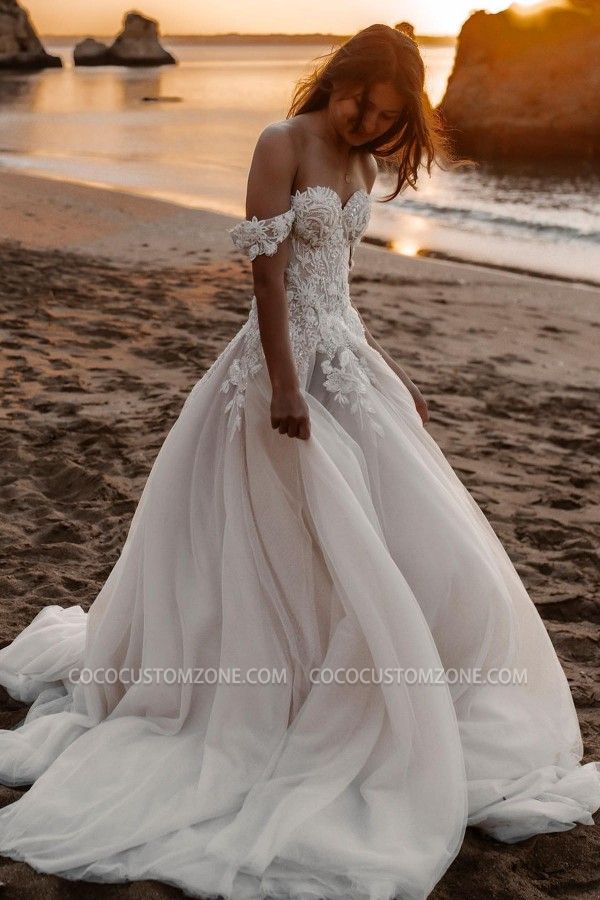 Romantic A-Line Boho Heart Neck Wedding Dress | Boho Style Wedding Dress with Lace