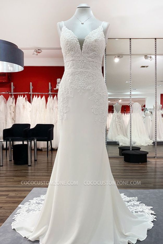 Romantic V-Neck Mermaid Sleeveless Soft Lace Wedding Dress