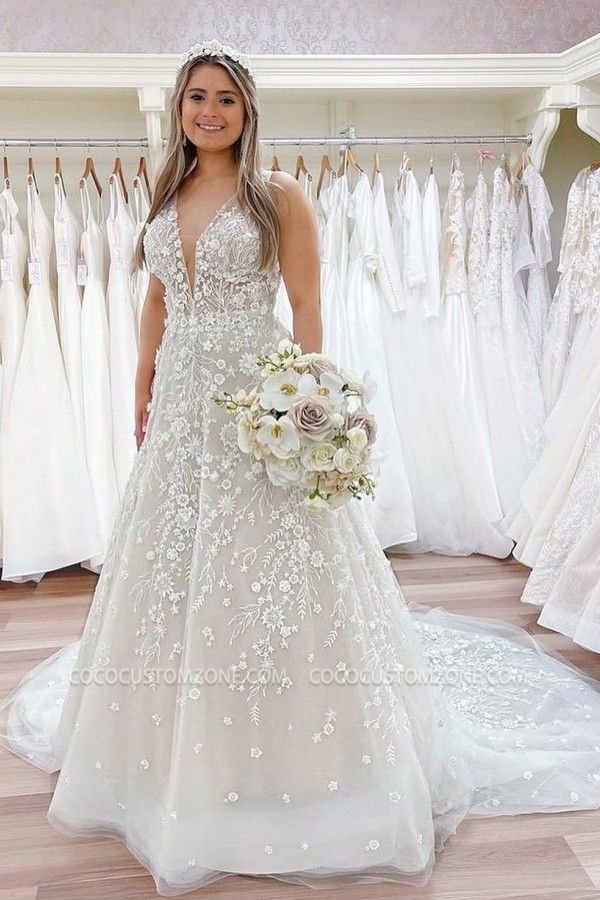 Romantic Lace A-Line Spaghetti Strap Long Wedding Dress with flowers