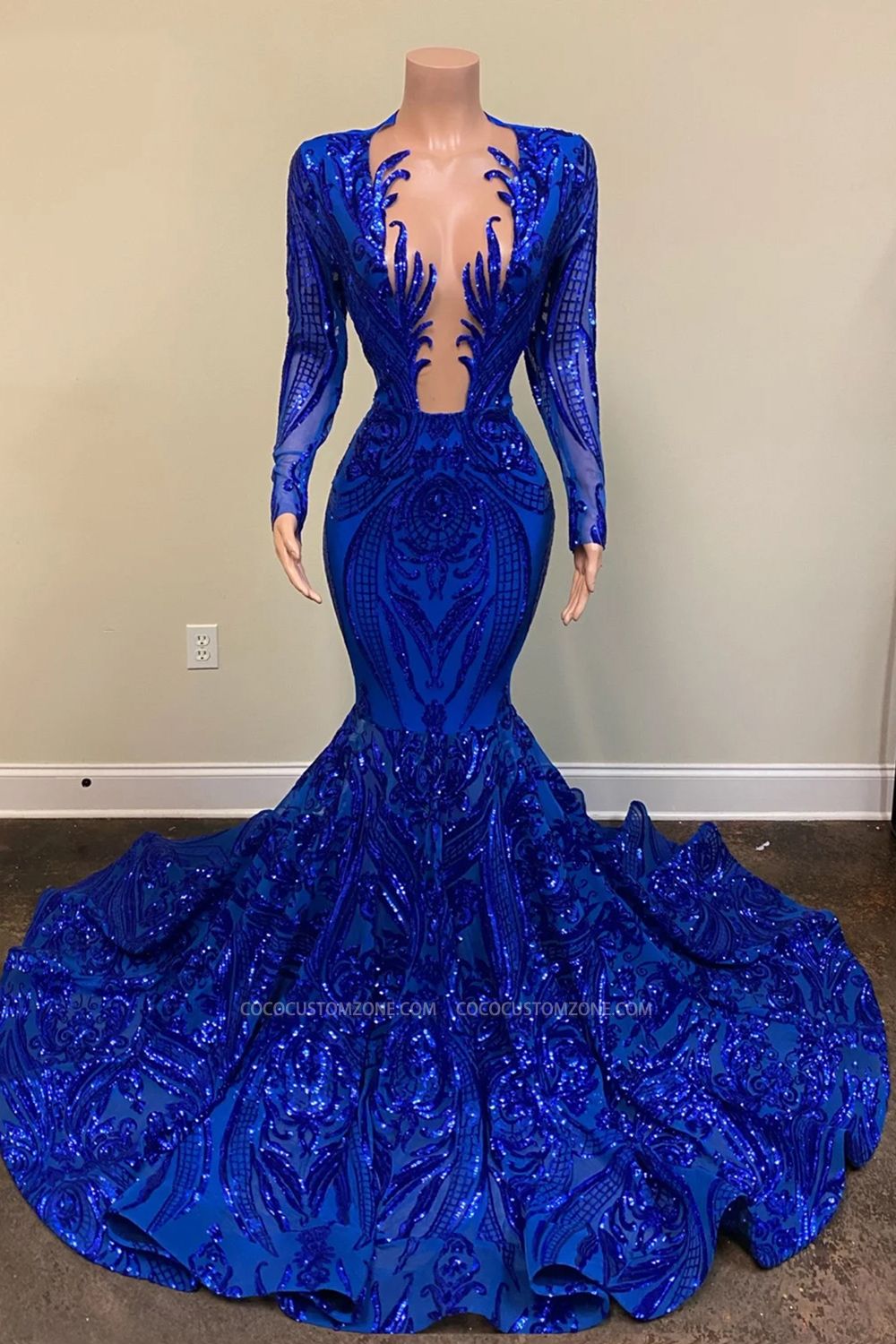 Sexy Long Sleeve Royal Blue V Neck Long Sleeve Mermaid Prom Dress With Sequins