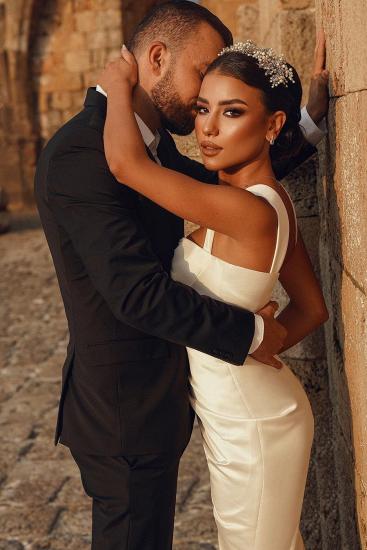 Elegant Wide Strap Sweetheart Front Slit Pleated Ball Gown_4