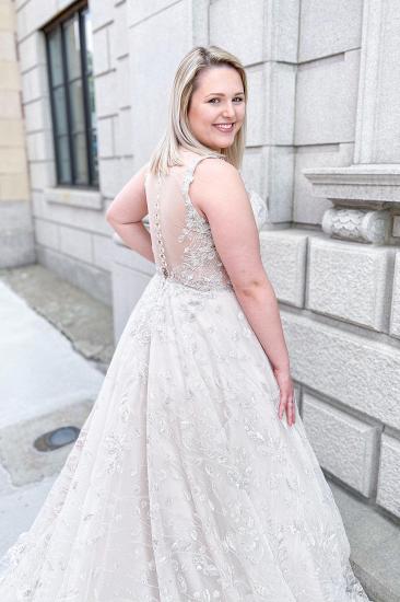 Pretty A-Line V-Neck Ruffled Tulle Wedding Dress | Appliquéd Lace Wedding Dress_4