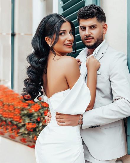 Simple Sweetheart Neck Card Shoulder and Floor Mermaid Wedding Dress with Ruffles_3