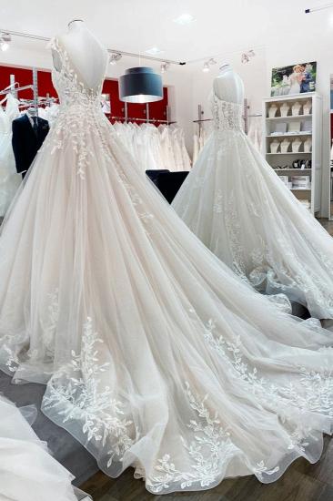 Vintage A-line Lace Jewelry Tulle Long Bridal Gown_4