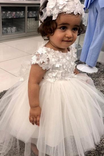 White Short-sleeved Lace Three-dimensional Flower Shaggy Dress