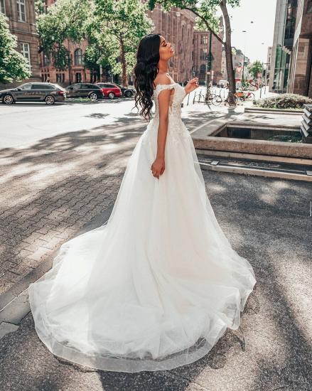 Simple V-neck and floor-length sleeveless ruffle wedding dress | A-line lace wedding dress_2