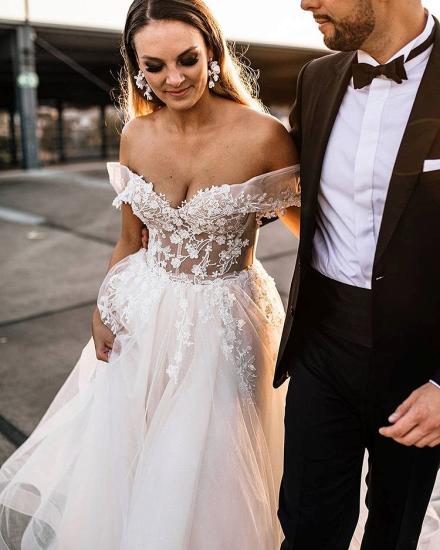 A-line V-neck lace wedding dress with flowers_6