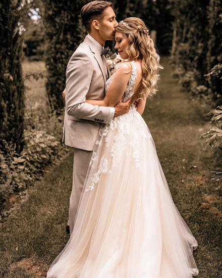 Elegant V-neck A-line sleeveless lace wedding dress_5
