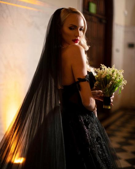 Black Heart Neckline Sleeveless Lace Wedding Dress | Lace A-Line Wedding Dress_9