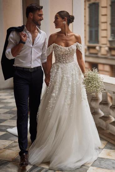 A-line Tulle Lace Wedding Dress With Flowers