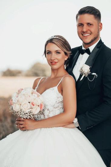 Gorgeous Princess Lace Wedding Dress_8