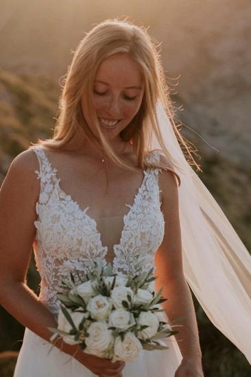 A Line Lace V-Neck Spaghetti Straps Bohemian Wedding Dress_3