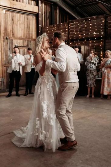 Off the Shoulder Inexpensive A-Line Lace Wedding Dresses | Boho Wedding Dresses_2