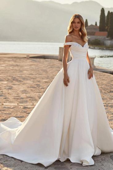 Satin A-Line Sequins V-Neck Ball-Gown/Princess Wedding Dress