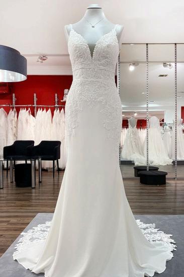 Romantic V-Neck Mermaid Sleeveless Soft Lace Wedding Dress