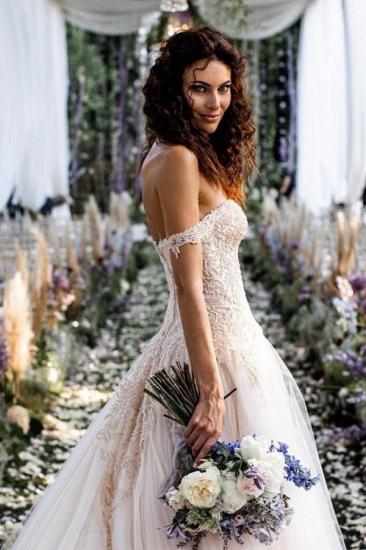 Vintage A-Line Card Shoulder Lace and Tulle Wedding Dress_3
