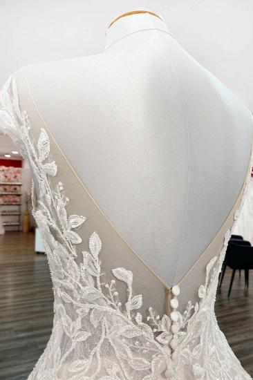 Vintage A-line Lace Jewelry Tulle Long Bridal Gown_6