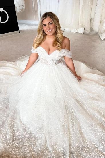 Elegant White Off-shoulder Wedding Dress Wedding Dress_2