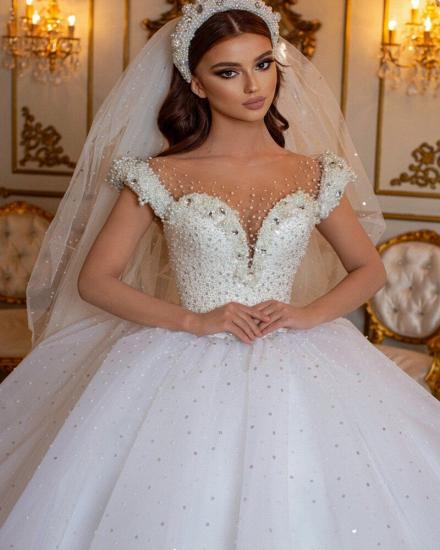 Pure and perfect princess white A-line long-sleeved wedding dress_6