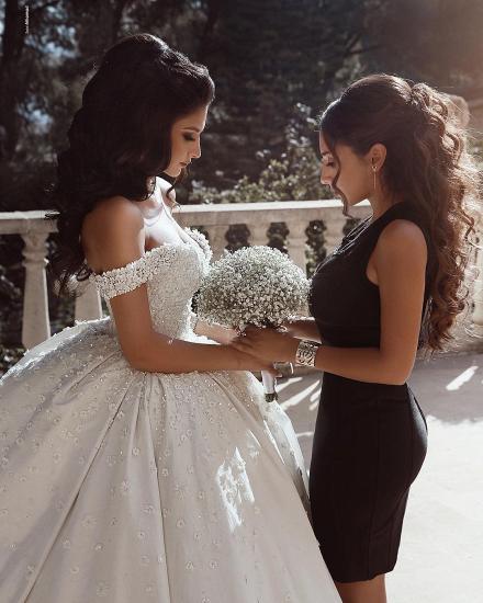 Gorgeous Off-Shoulder Sweetheart Neck Ball Gown Wedding Dress_4