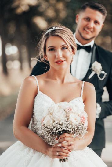 Gorgeous Princess Lace Wedding Dress_6
