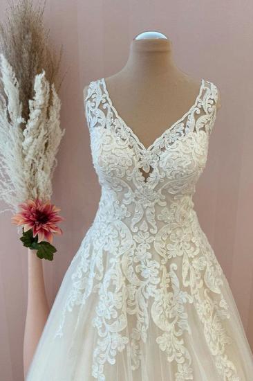 Simple V-neck tulle wedding dress with wide shoulder straps | A-line lace wedding dress_2