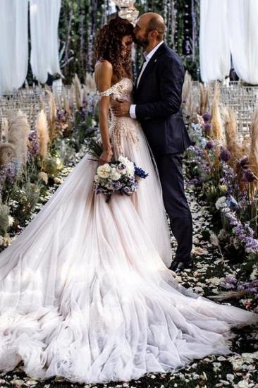 Vintage A-Line Card Shoulder Lace and Tulle Wedding Dress_4